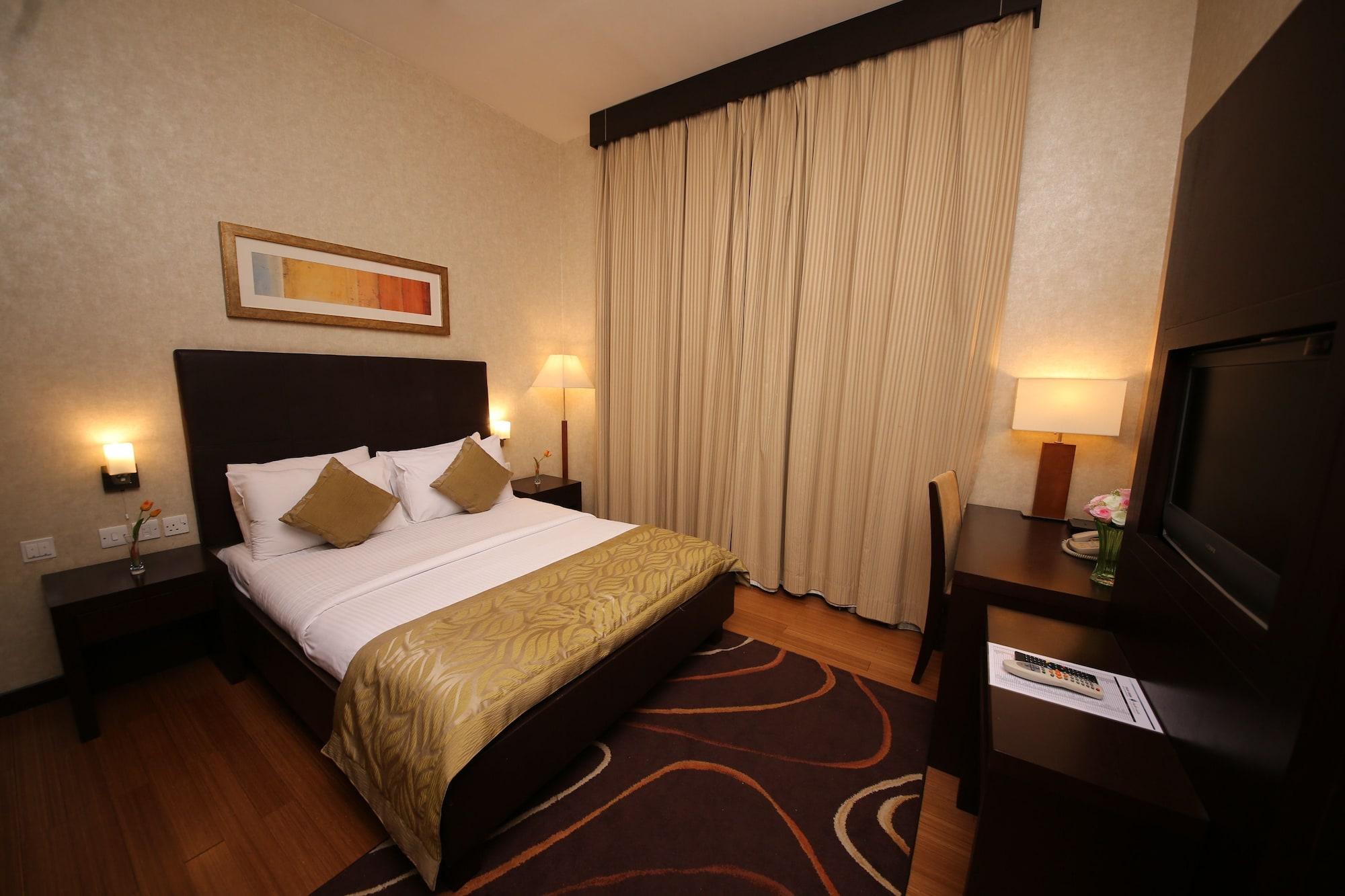 Tulip Creek Hotel Apartments Dubaï Extérieur photo