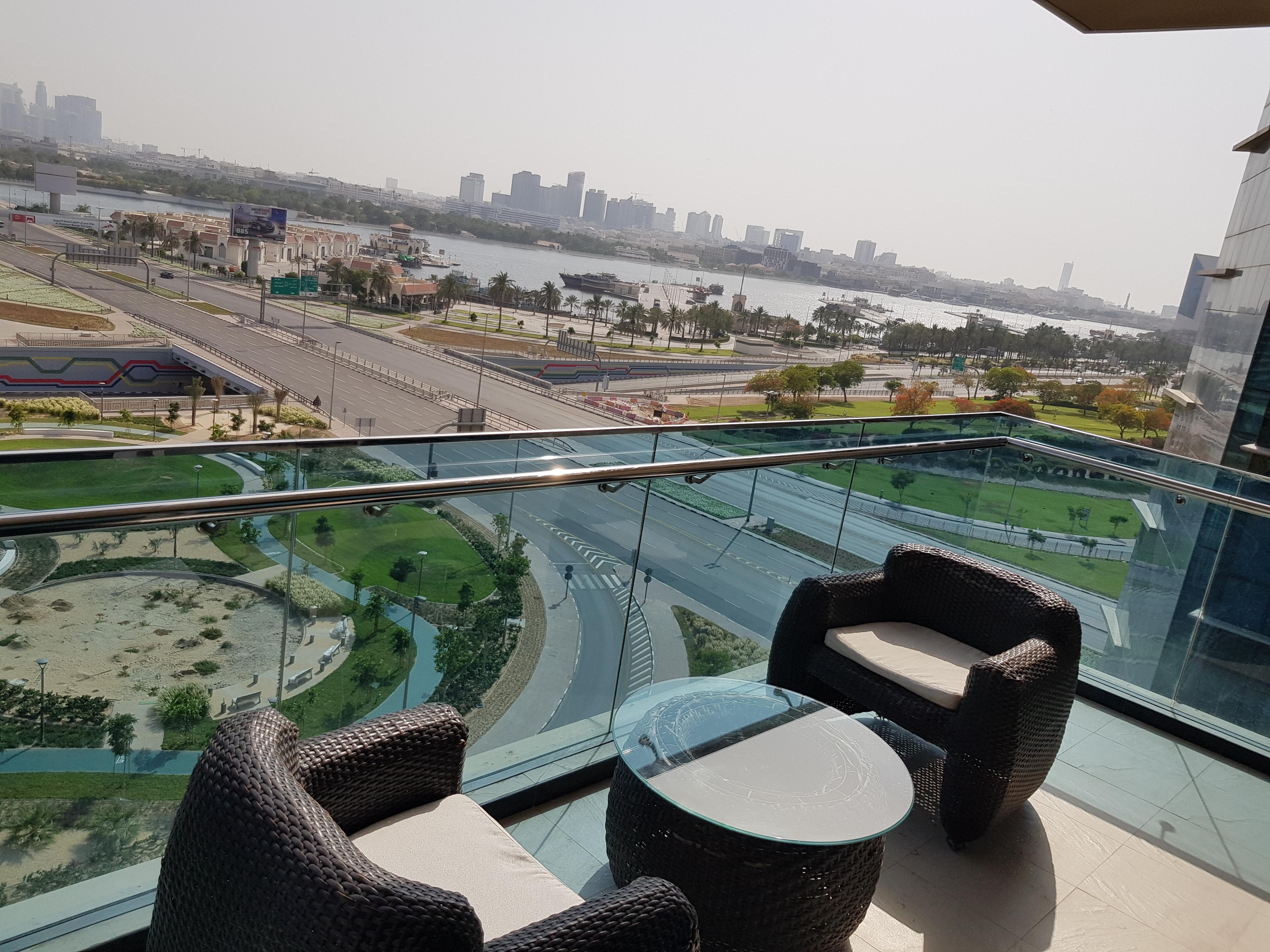 Tulip Creek Hotel Apartments Dubaï Extérieur photo