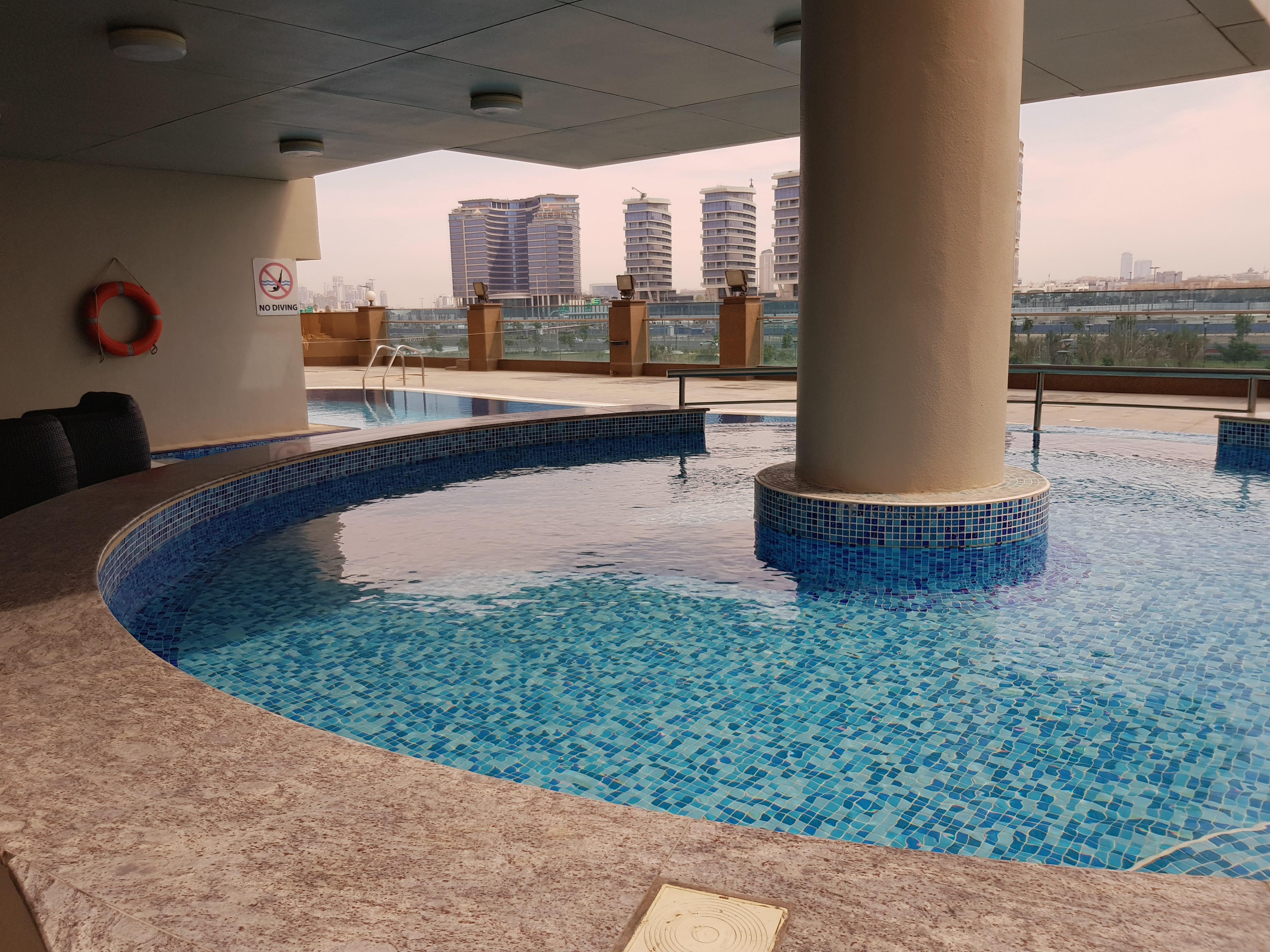 Tulip Creek Hotel Apartments Dubaï Extérieur photo