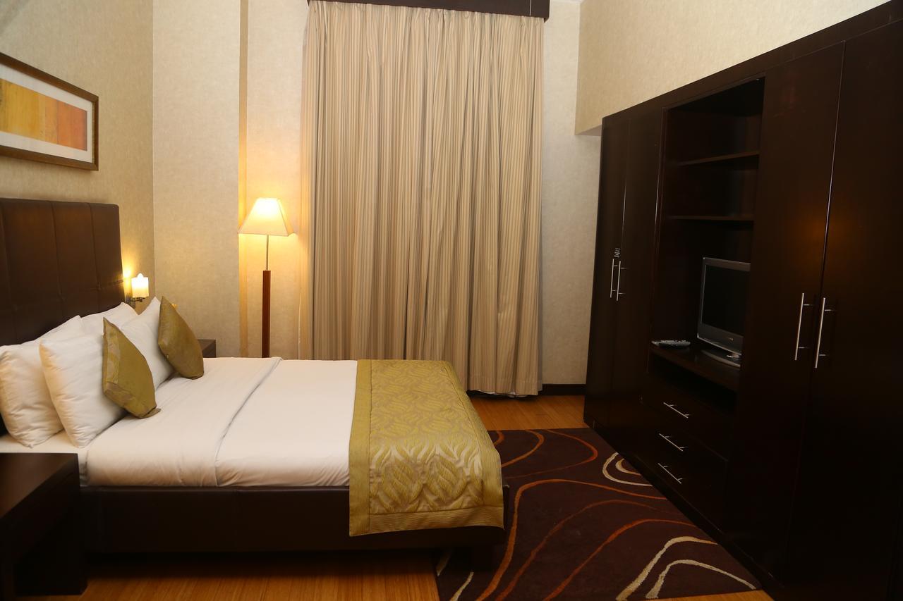 Tulip Creek Hotel Apartments Dubaï Extérieur photo